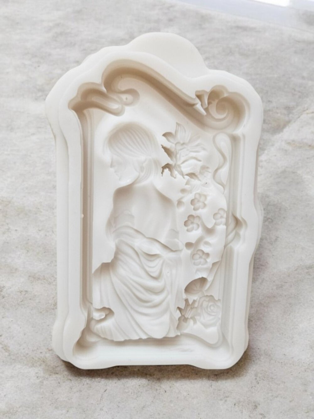 Gorgeous Victorian-Style Silicone Mold - Picture 13 of 13